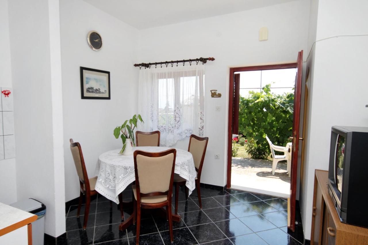 Apartments With A Parking Space Novi Vinodolski - 5600 ภายนอก รูปภาพ