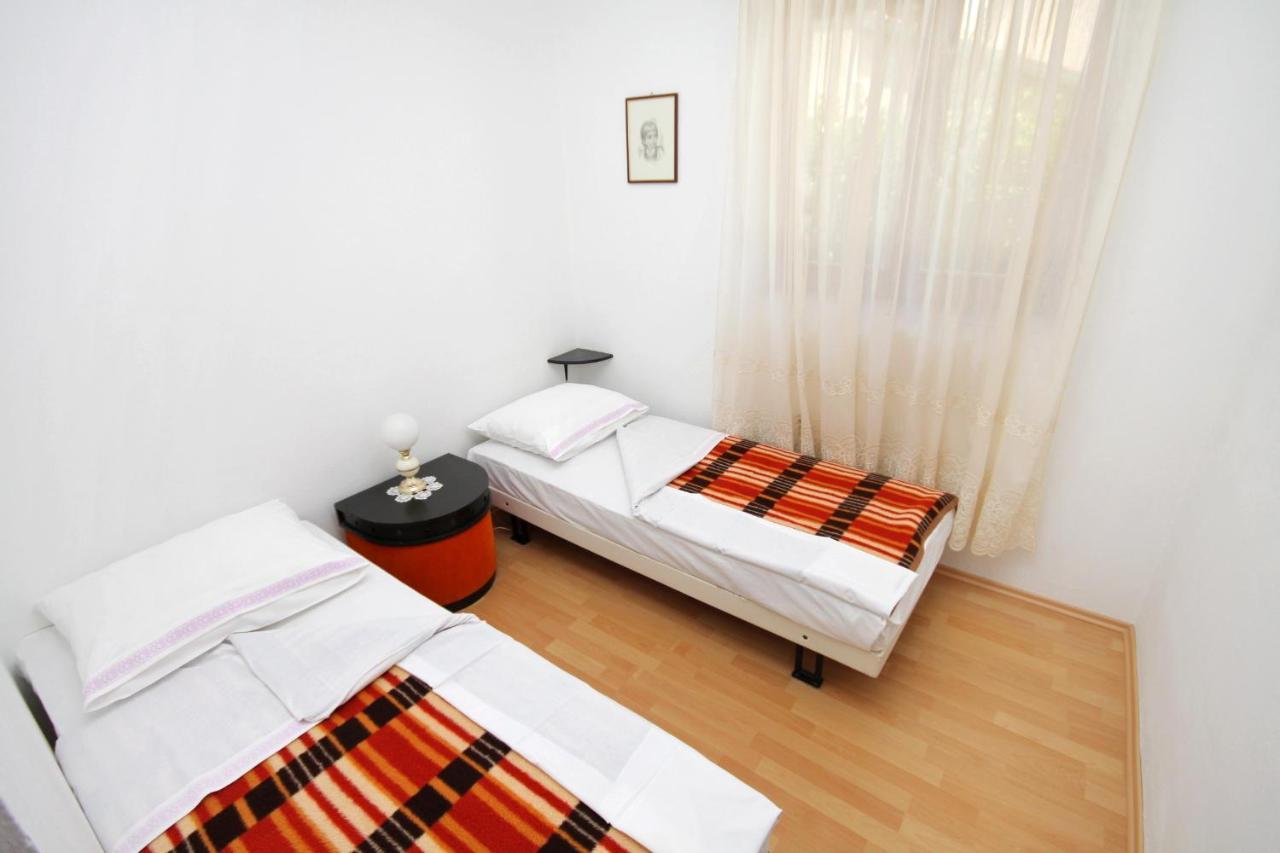 Apartments With A Parking Space Novi Vinodolski - 5600 ภายนอก รูปภาพ