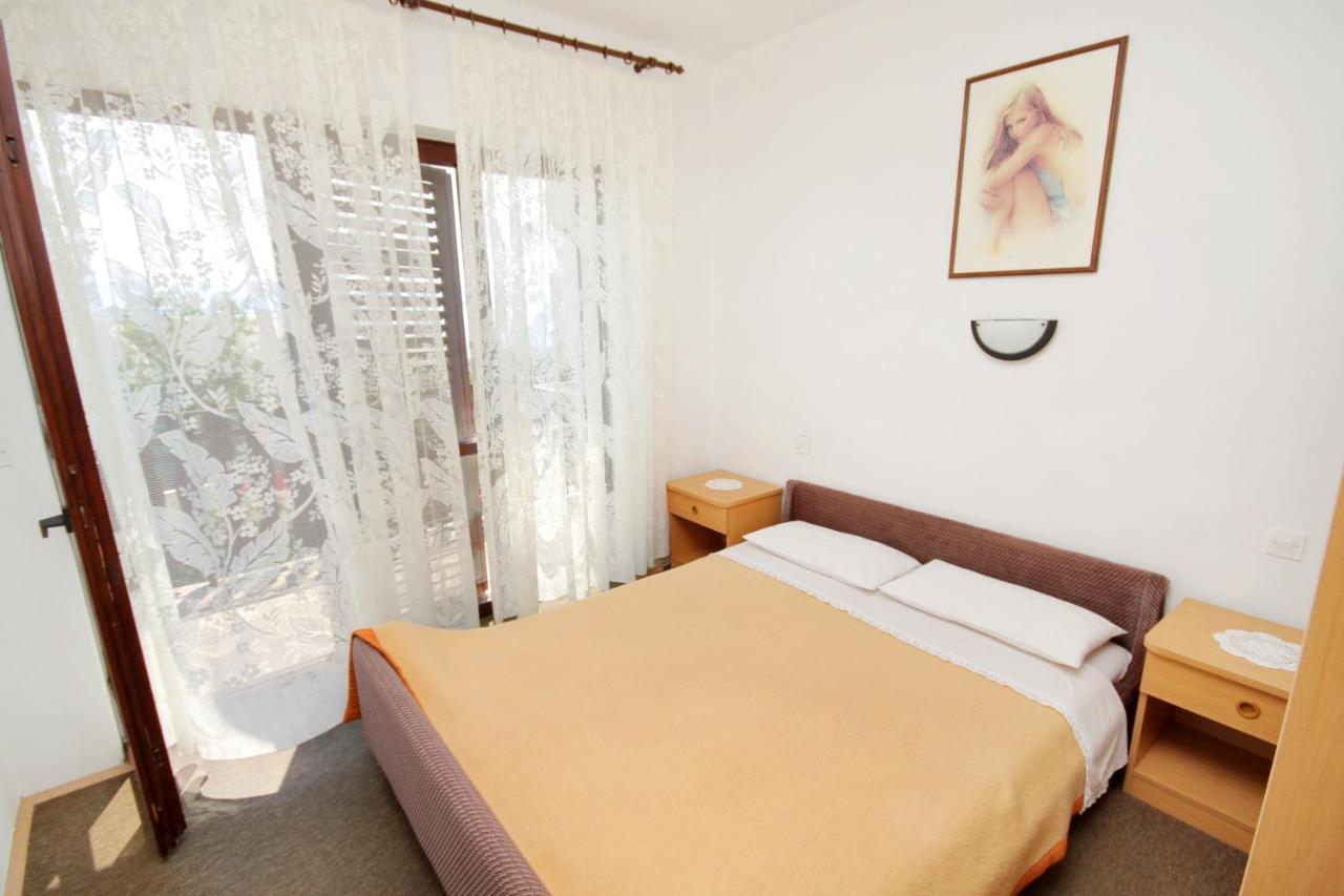 Apartments With A Parking Space Novi Vinodolski - 5600 ภายนอก รูปภาพ